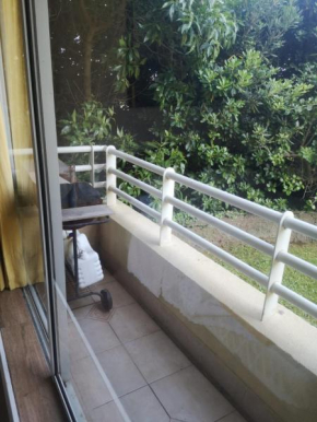 Departamento en Concón completo con patio privado y grandes piscinas